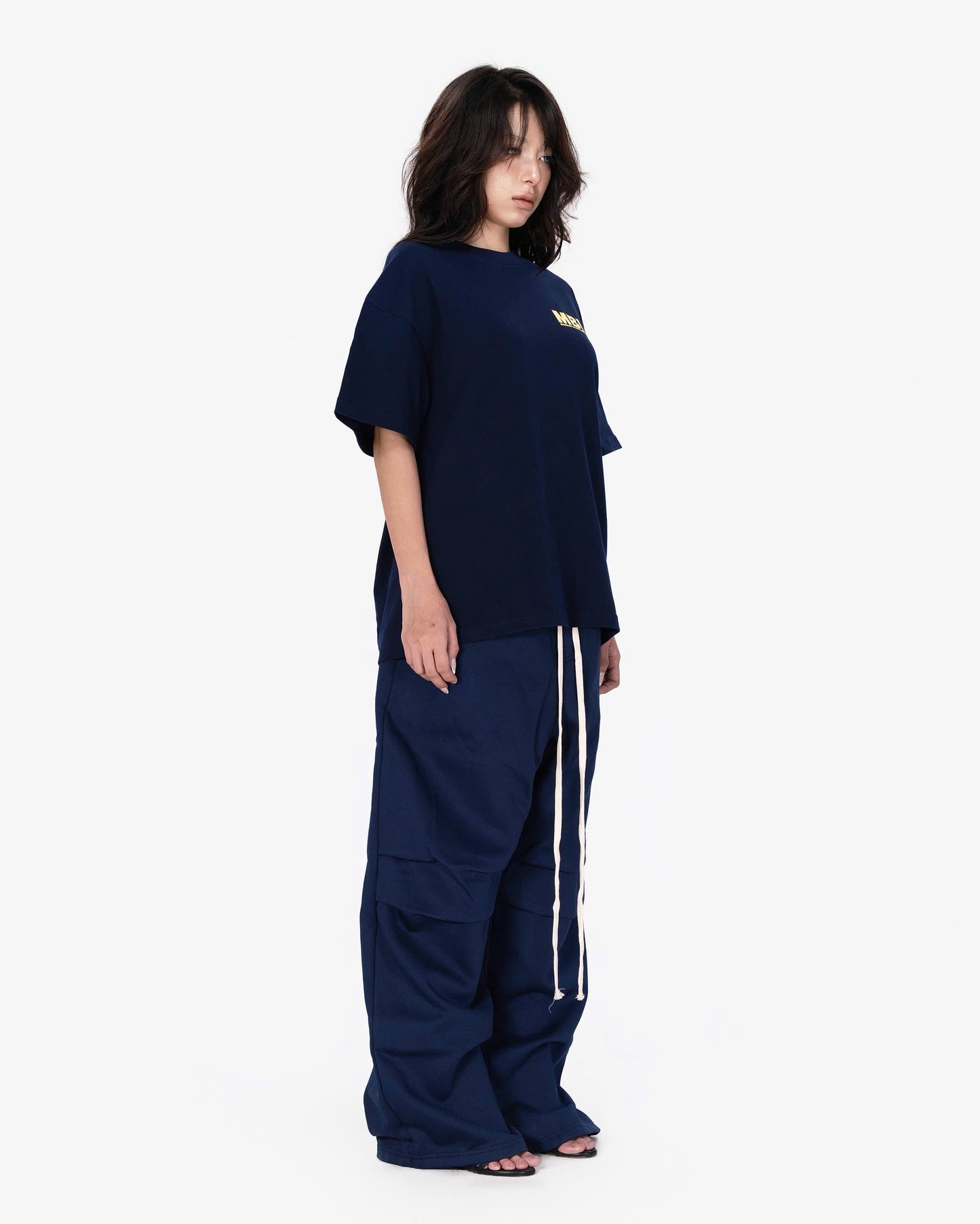 MBI | SIGNATURE MBI LOGO T - NAVY