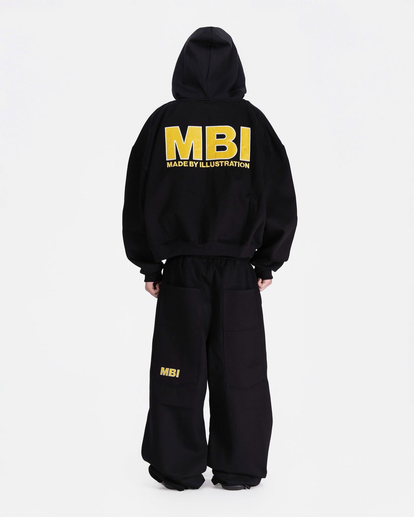SIGNATURE LOGO SWEATPANTS - BLACK