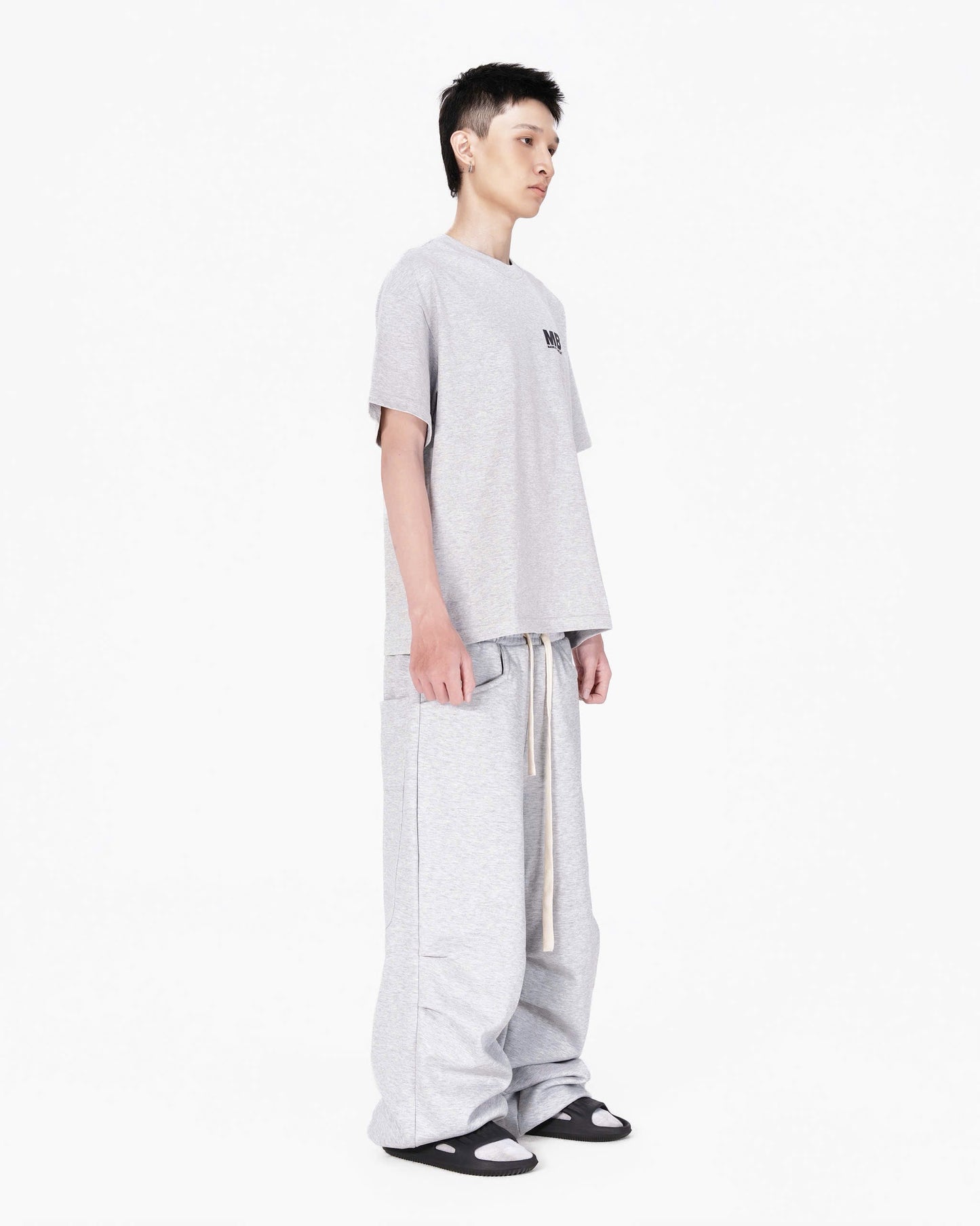 SIGNATURE LOGO SWEATPANTS - GRAY