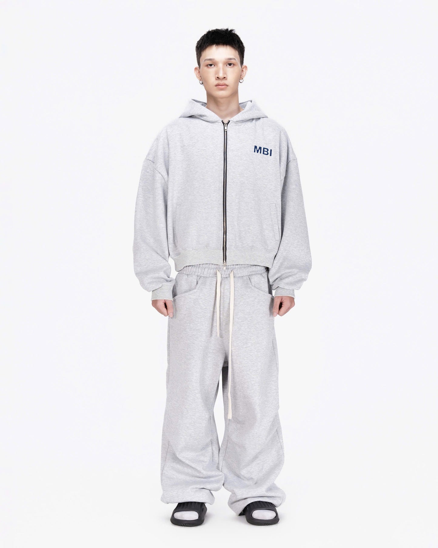 SIGNATURE LOGO ZIP HOODIE - GRAY