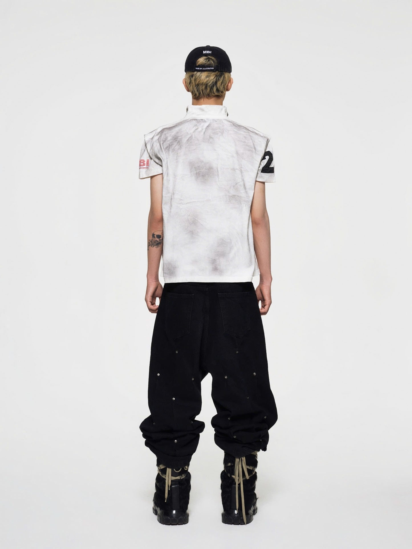 MBI | MULTI RIVET BAGGY JEANS - BLACK